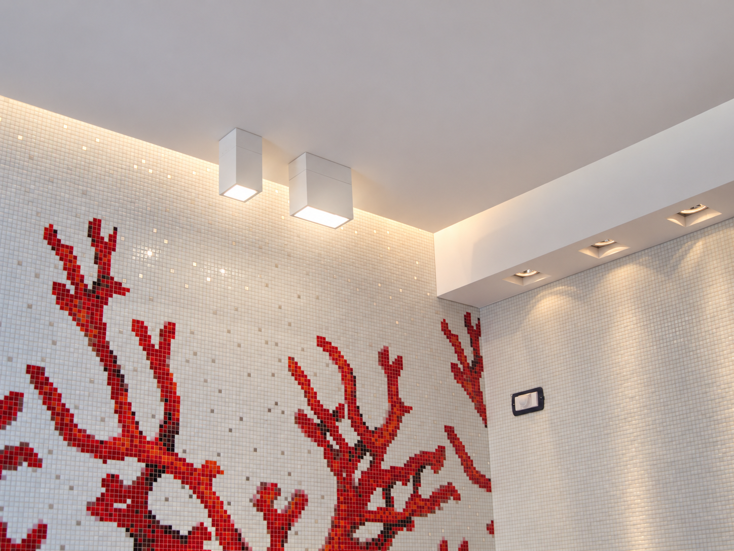 Dettaglio mosaico e luce